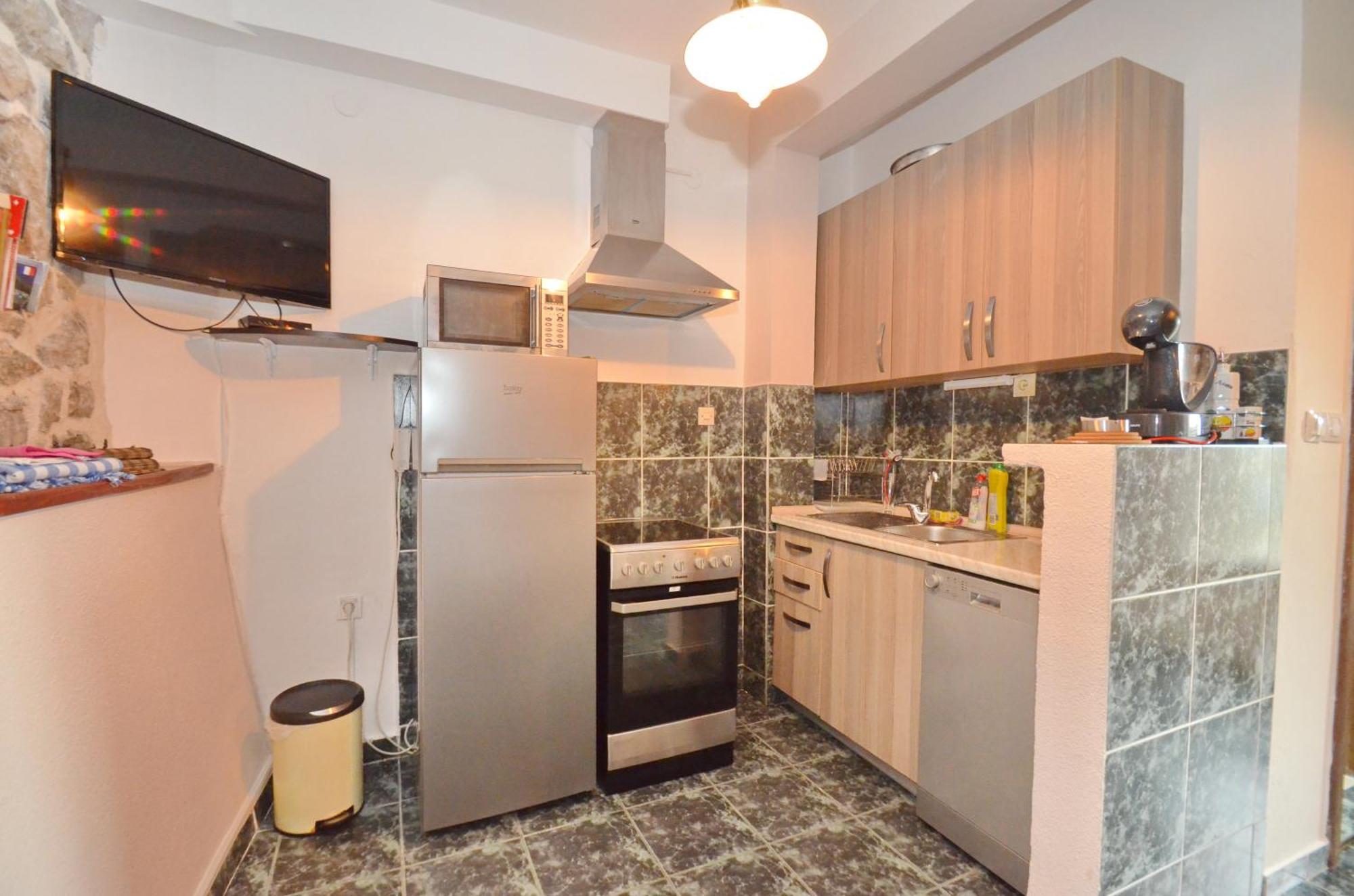 Holiday Home Brinic Tivat Bagian luar foto